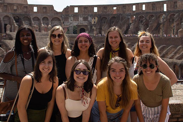 photo of students from different schools including KSU in Italy