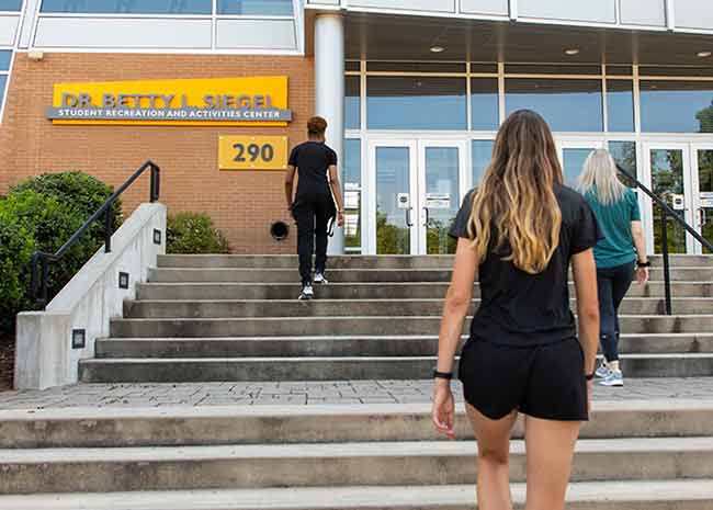ksu students walking into Betty L. Siegel Student Recreation and Activities Center