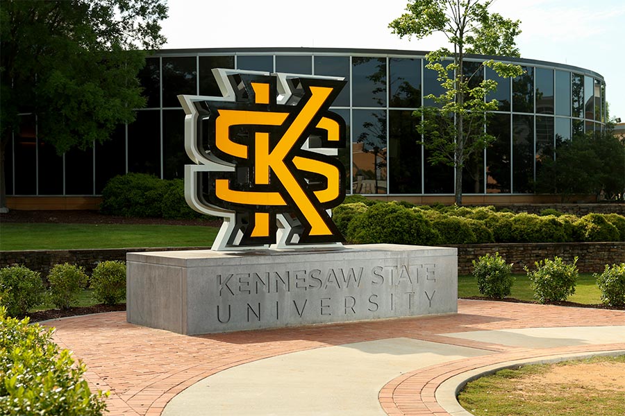 ksu statue on campus.