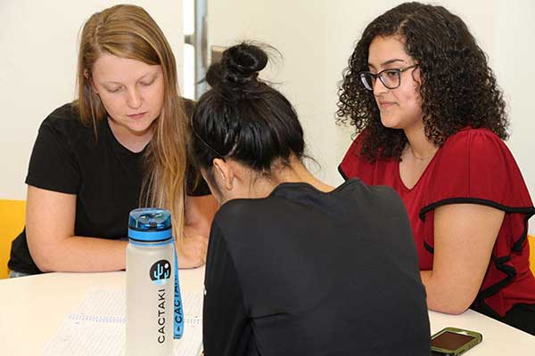 group os ksu students collaborating.