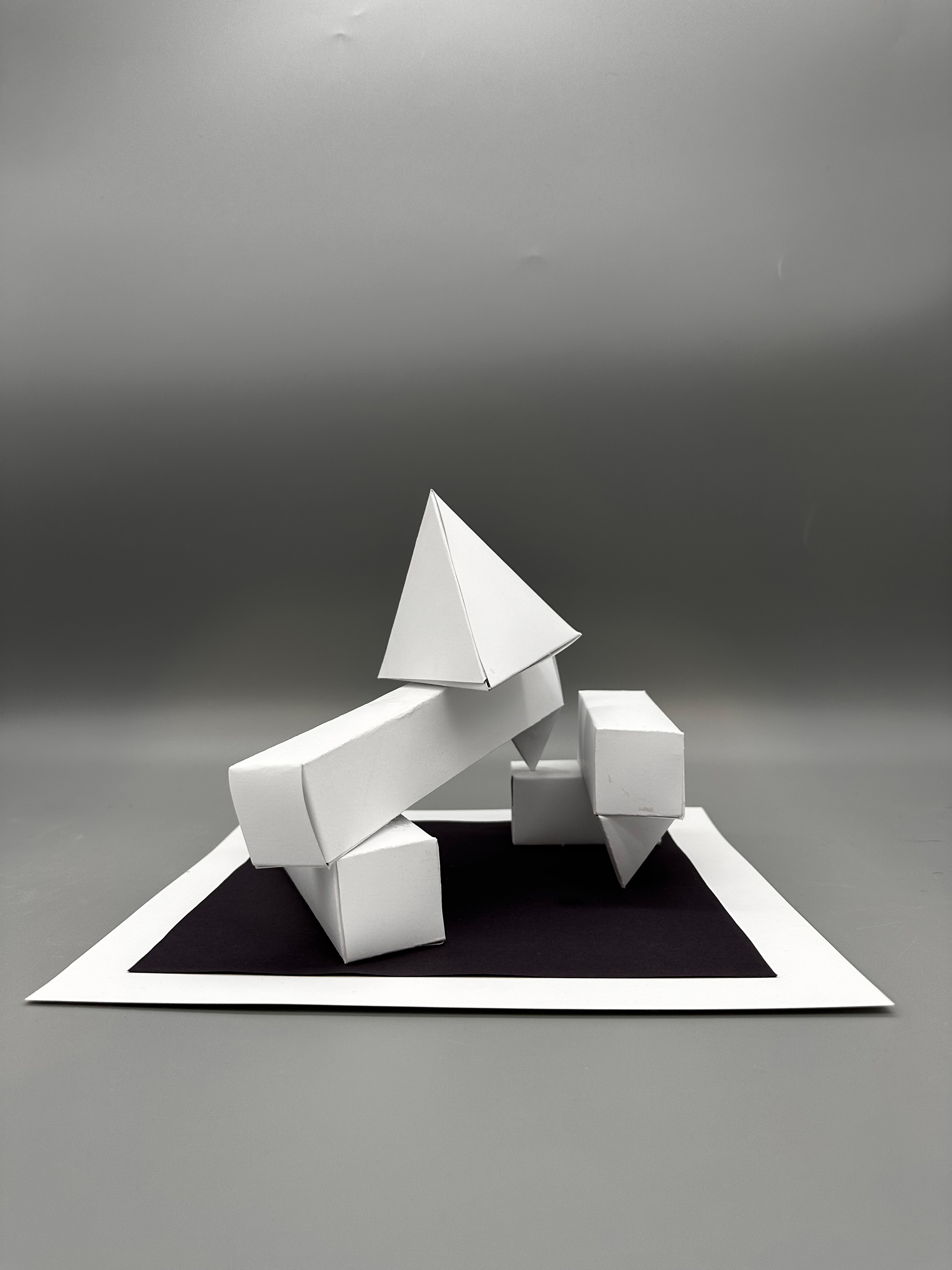 Kelly Torres / Kelly Torres - Shape Design 2023 Side view