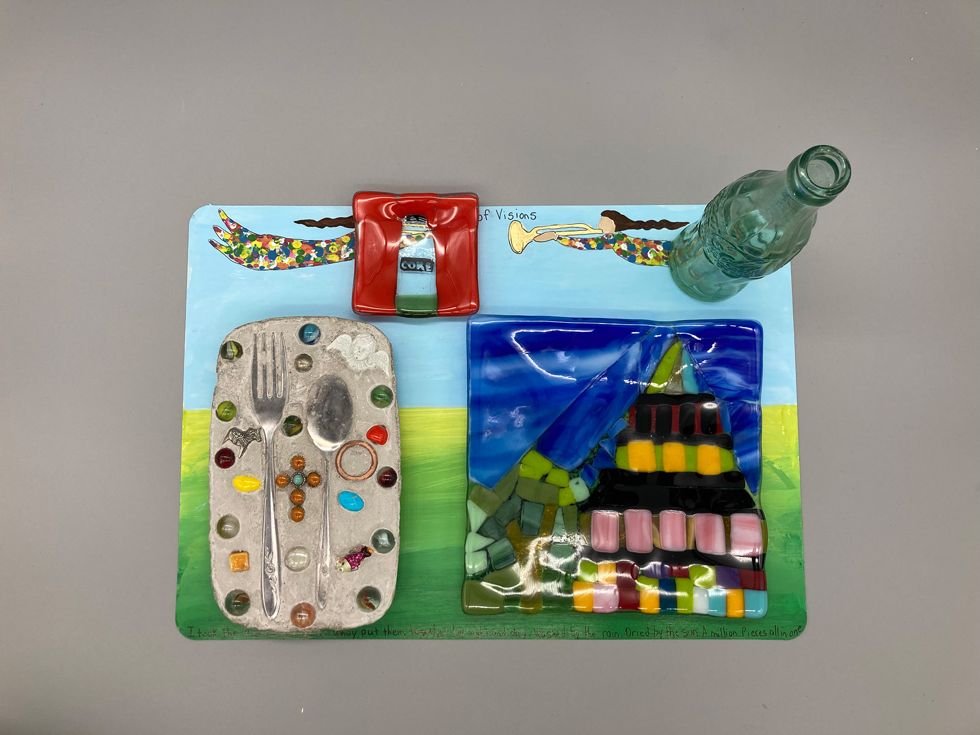 Stephanie Woodard / Stephanie Woodard- Homage to Howard Finster in Glass. Plate 8"x8" small dish 3.5"x3.5" completed 2023