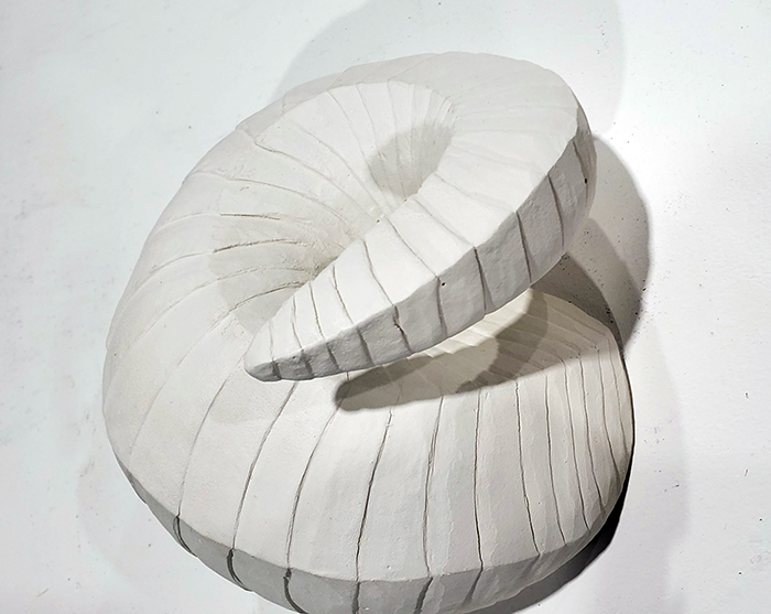Elizabeth Hughes / Elizabeth Hughes, untitled, plaster, dimensions variable, 2022