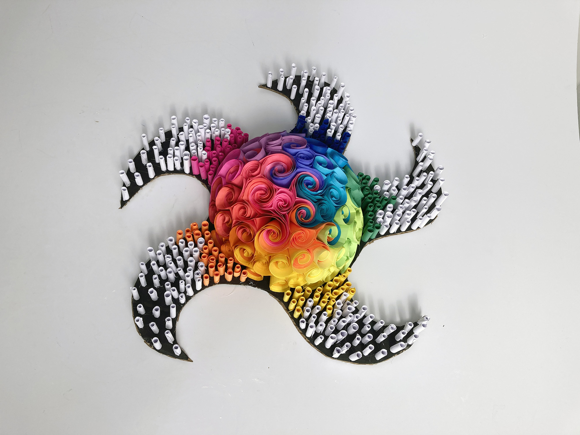 Angelina Vizuete / Angelina Vizuete, untitled, paper sculpture, dimensions variable, 2022