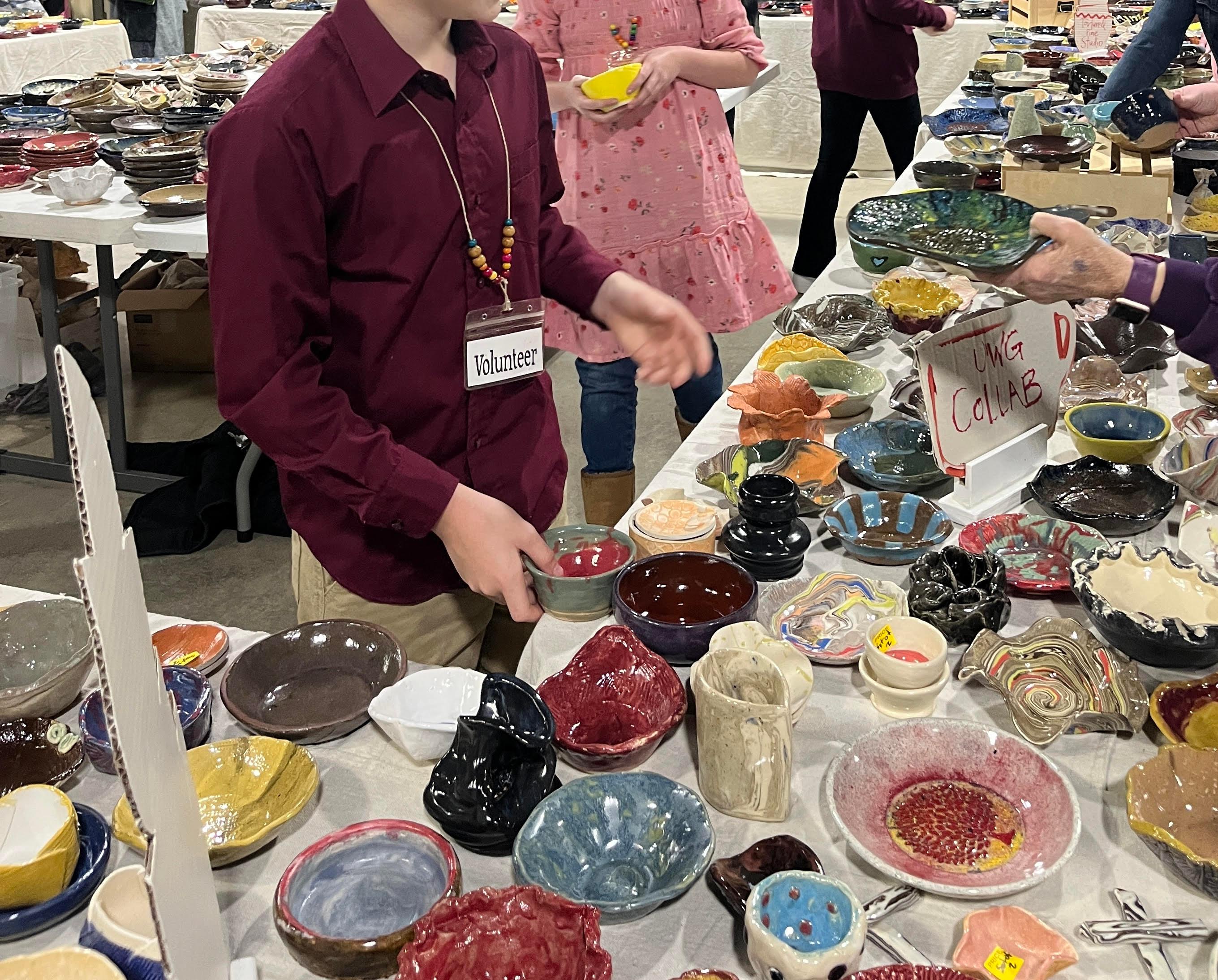  / Volunteer at the Empty Bowls Event