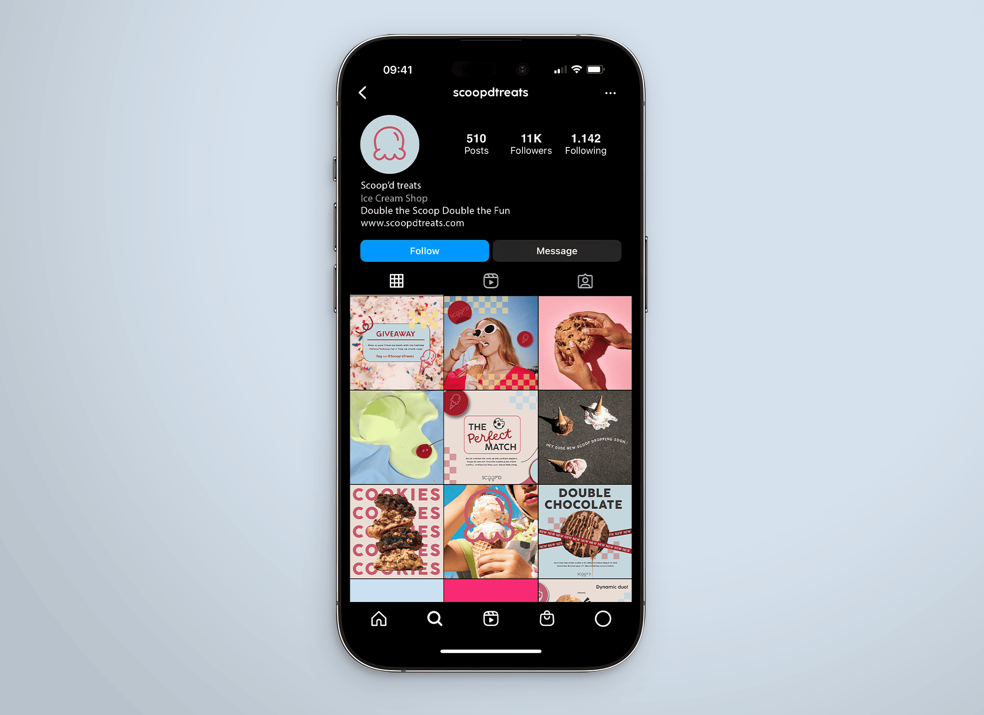  / Designed and Figma prototyped the complete digital ordering ecosystem for a vibrant, alternative ice cream brand. This project included a custom-built, intuitive self-service order kiosk interface and a cohesive social media strategy focusing on color-drenched, playful, and high-energy content.