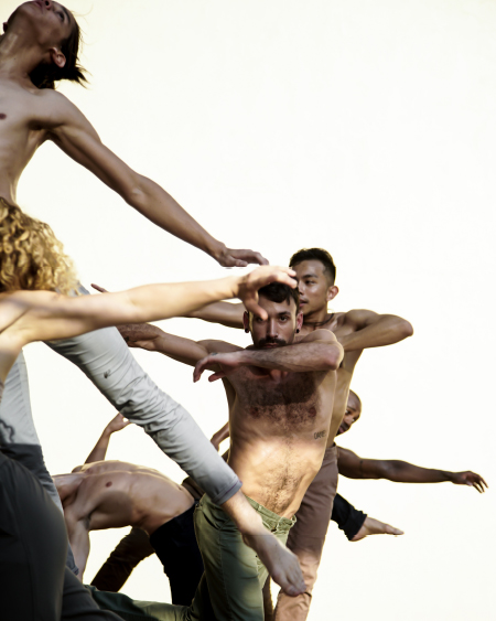 image of dancers 