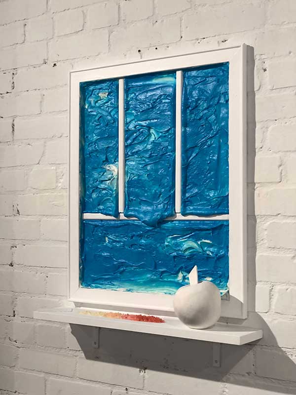 Blue window peachpie