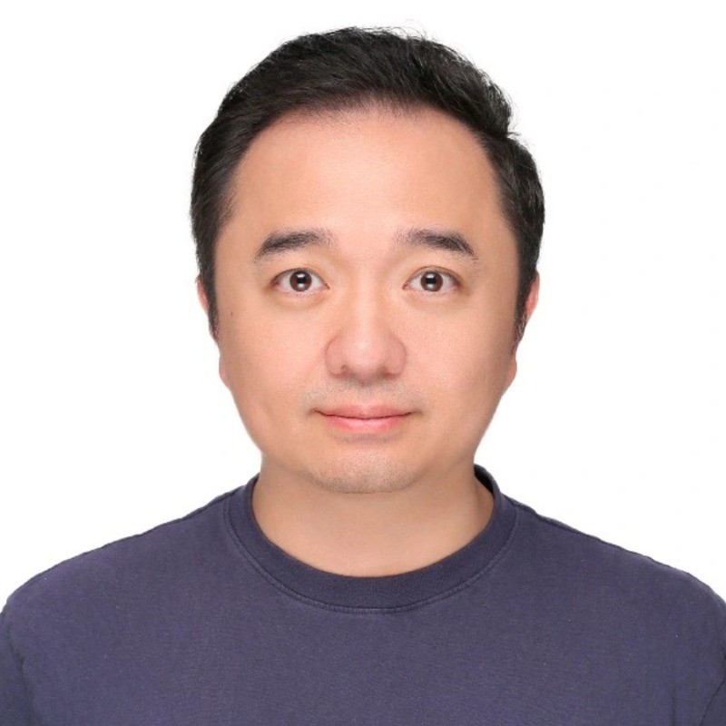 CGDD Advisory Board member Chao Mei poses.