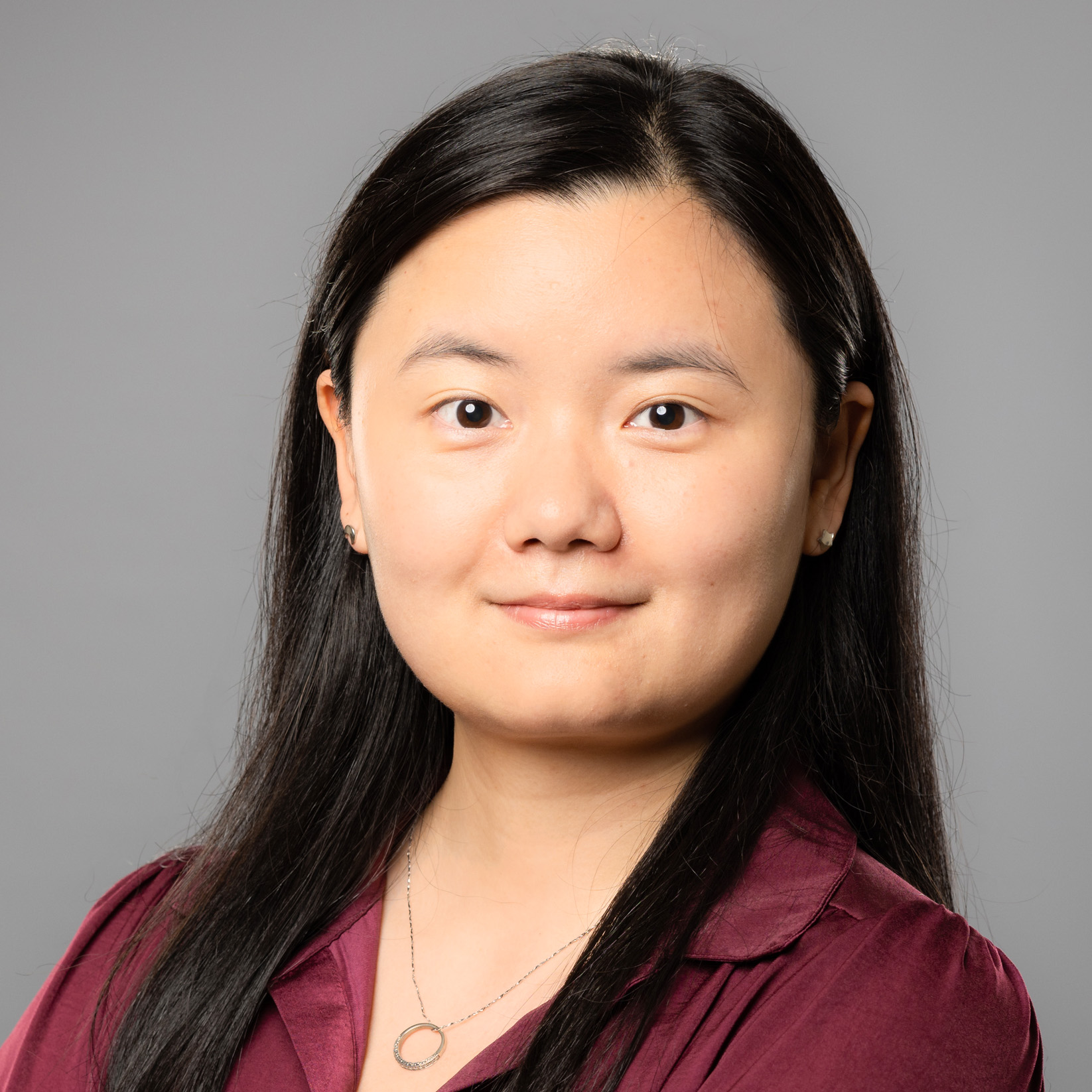 Joy Li headshot