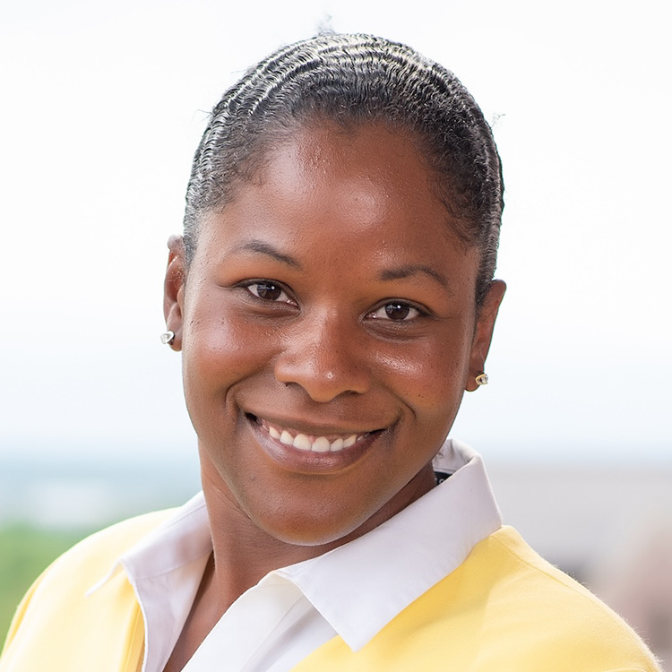 kadian callahan headshot