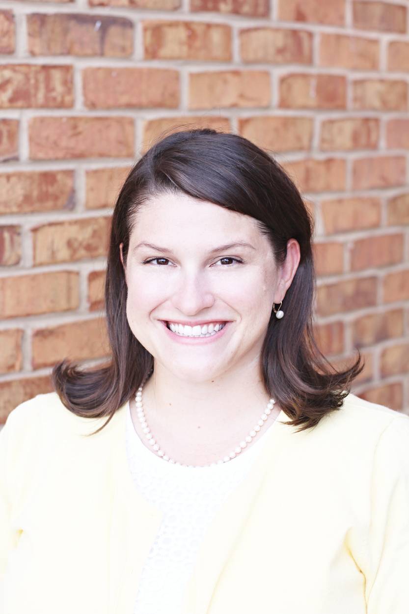 laura howard headshot