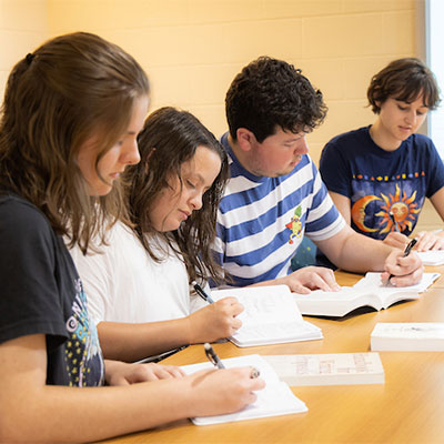 KSU Students at the writing center.