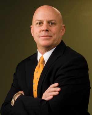  Ken Harmon, accounting professor
