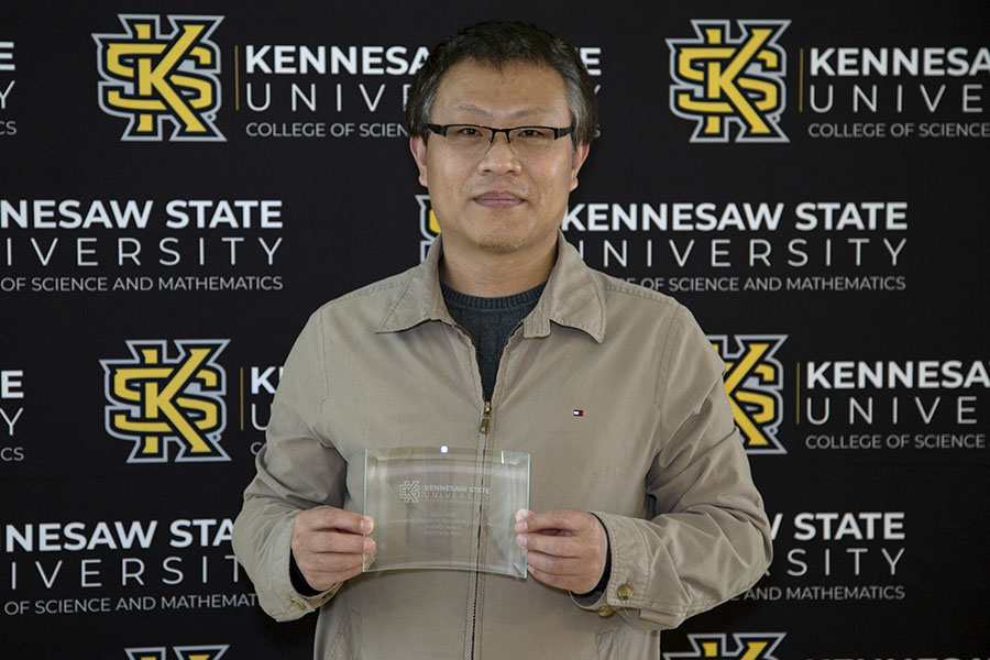  / Outstanding Research and Creative Activity Award - Dr. Jianming Wen, Assistant Professor of Optical Physics