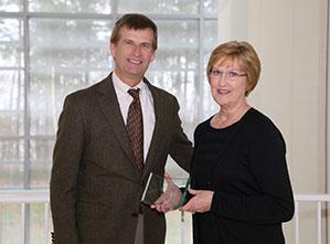  / Photo of Mark Anderson (left) and 2015-2016 CSM Distinguished Staff Award recipient, Vickie Burris, Secretary to Dean (right)