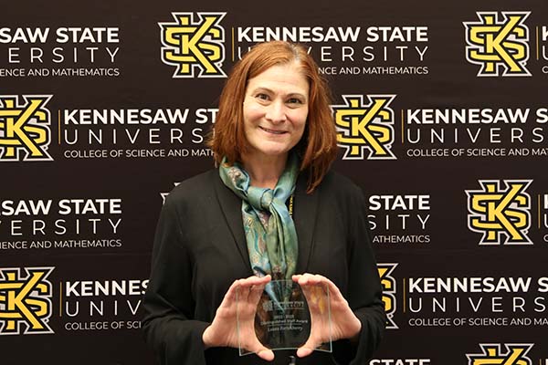 Laura Fortenberry - Distinguished Staff Award / Laura Fortenberry - 2022-2023 College of Science and Mathematics Distinguished Staff Award