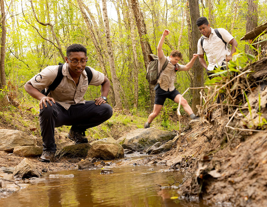 ksu students at alatoona creek park observing nature