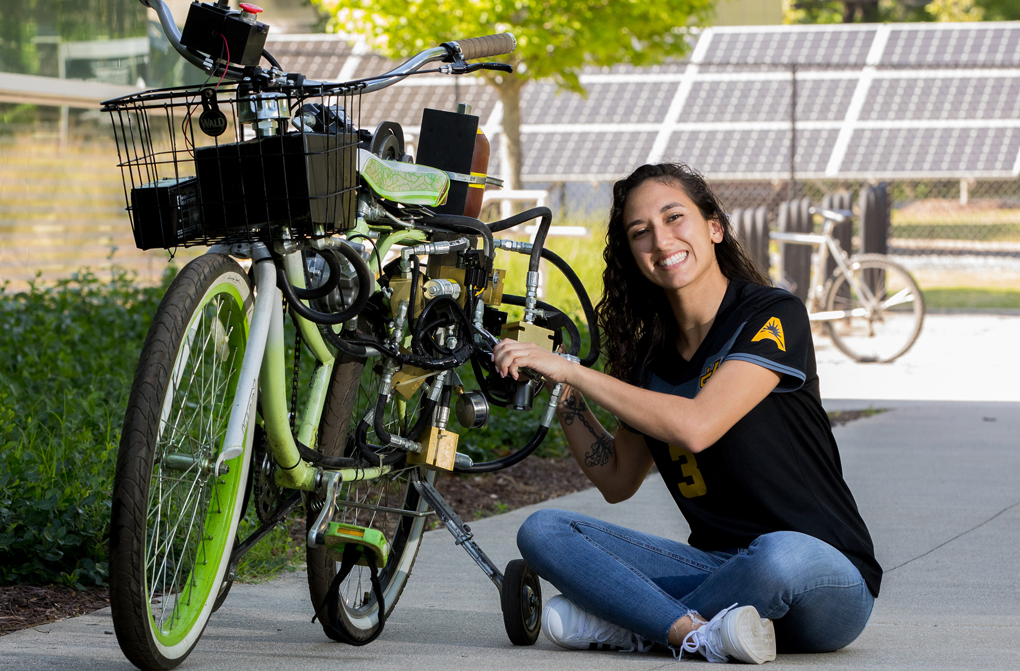mechanical engineering graduate who recently took part in a national competition involving a hydraulic powered bike