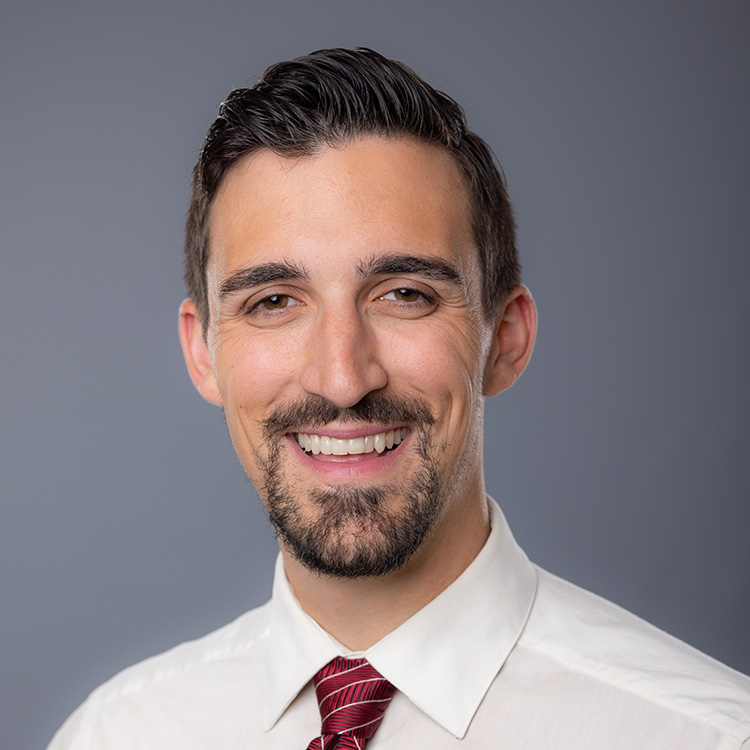 Cole Stratton headshot