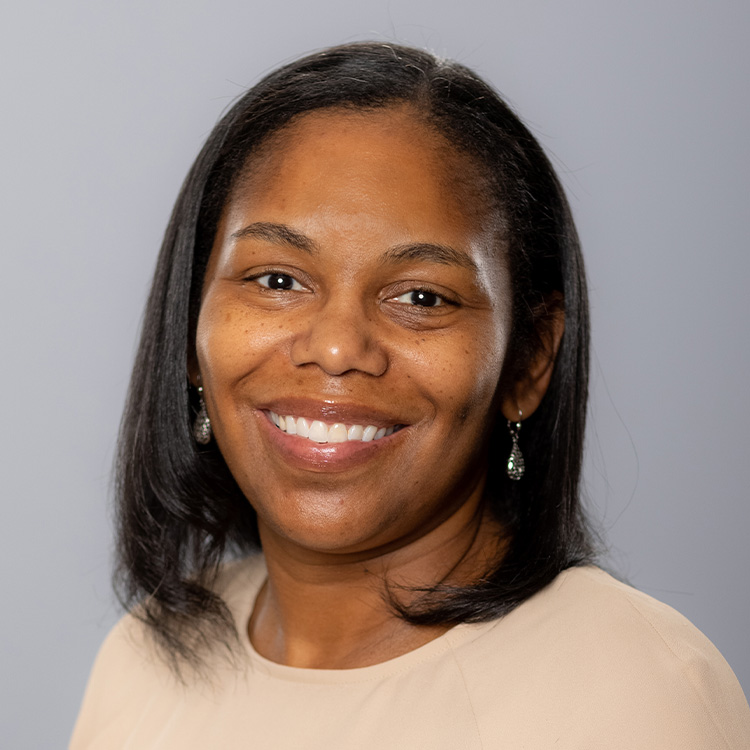rashida dunn headshot