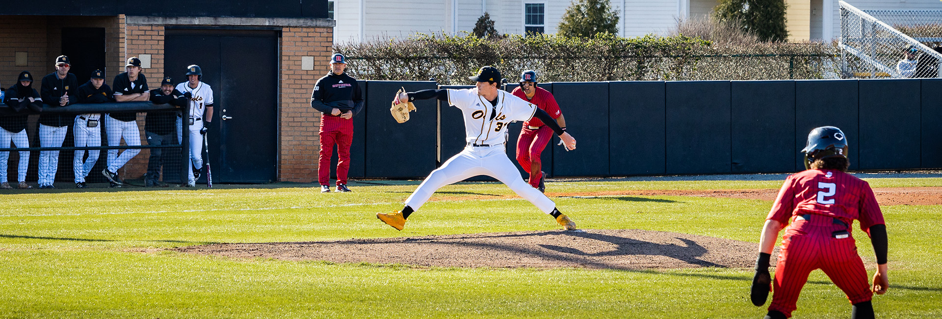 KSU pitcher on mound