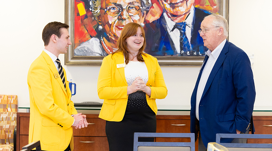 President's Parliament Scholar Ambassadors engaging with KSU alumnus