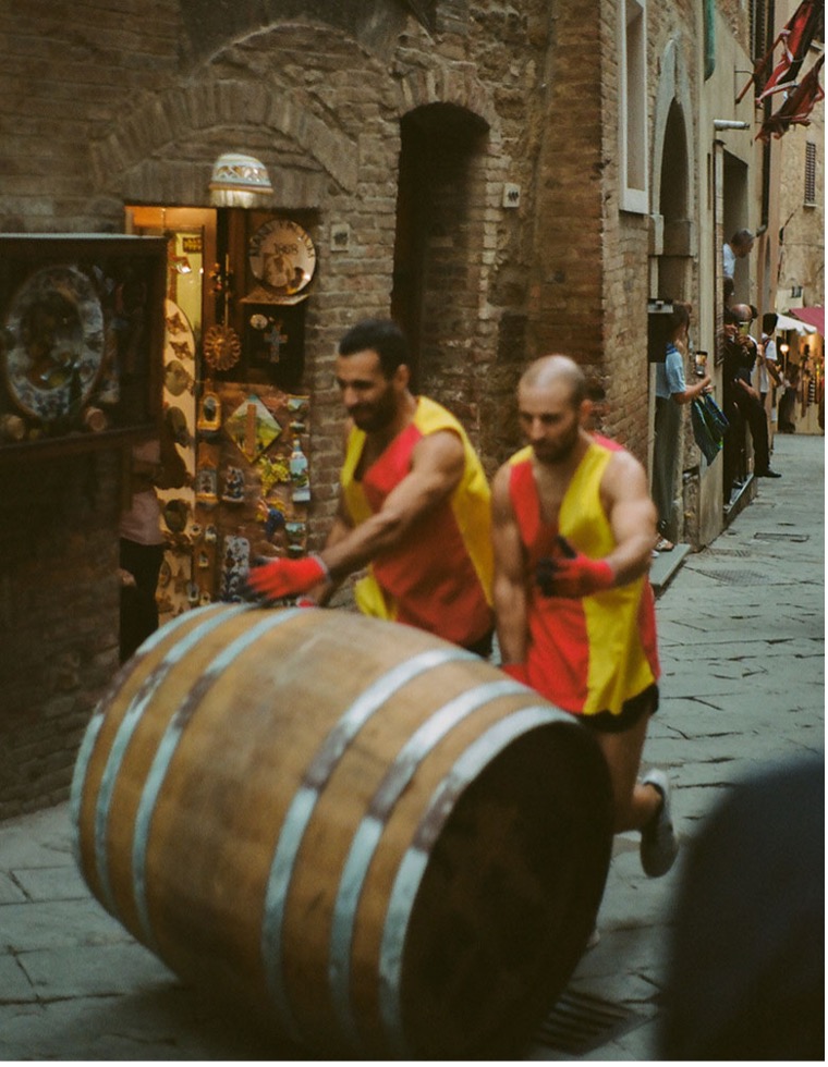 Category: Cultural Identity - First Place / Category: Cultural Identity - First Place "Bravio delle Botti" Mark McCleskey
Italy