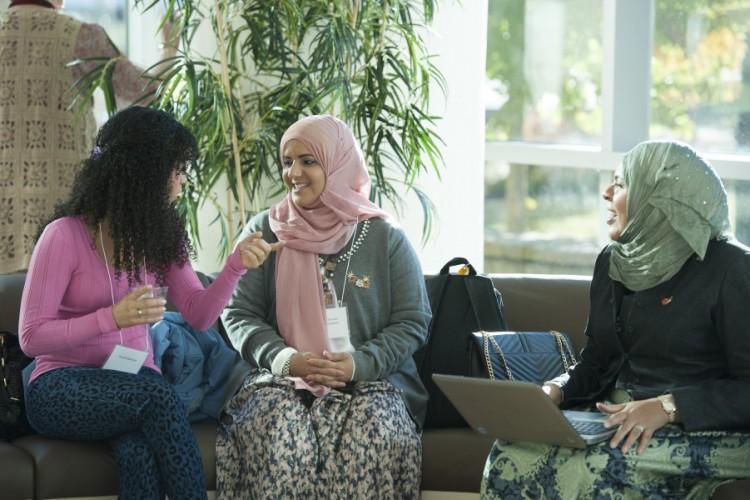  / Saada bint Salim bin Mohammed Al Ismaili, Director of the Women’s Sport Department, Ministry of Sports Affairs, Oman (center) speaks with Dr. Khoula Al Said, Pediatric Gastroenterology, Hepatology and Nutrition, Royal Hospital of Oman (right) and another conference guest.