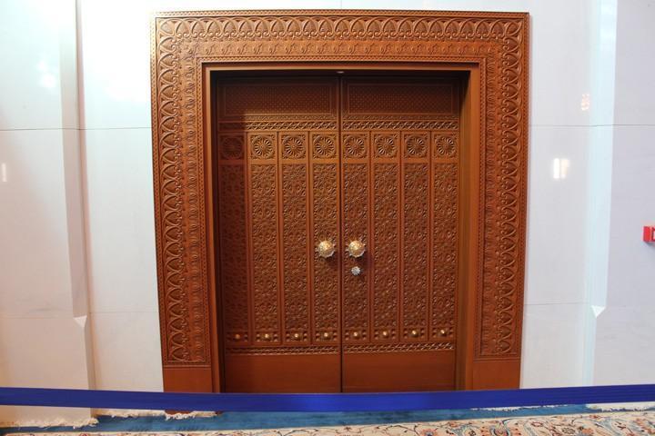  / Sultan Qaboos Grand Mosque
