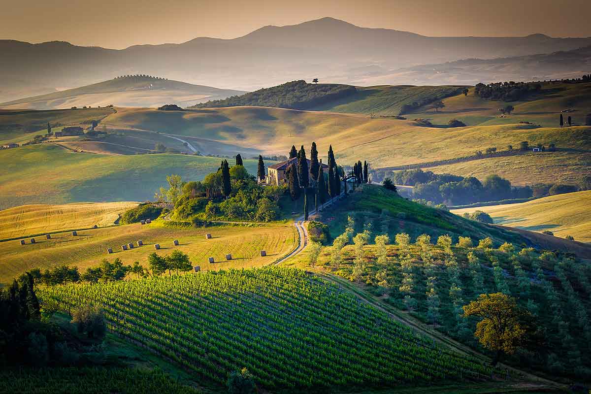 / Tuscany, spring landscape