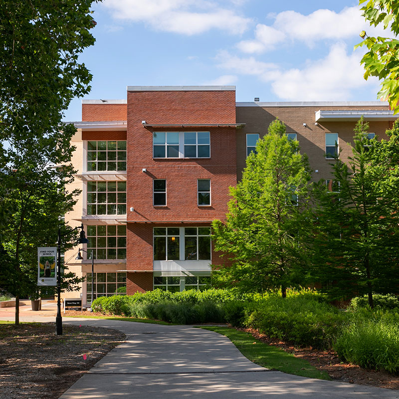 Summer housing at Hornet Village