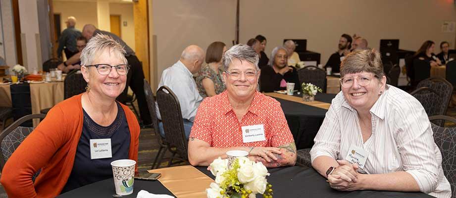  / guests and honorees at table