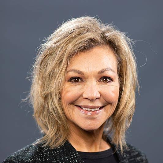 Joy Earle