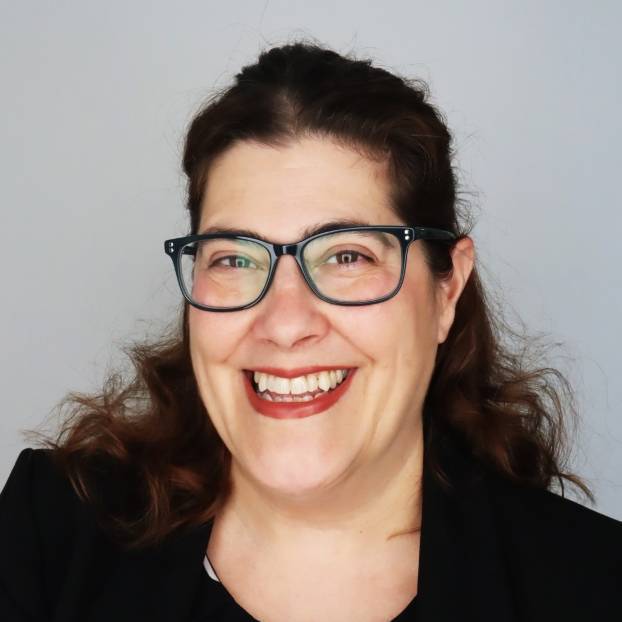 Ashley Dupuy headshot