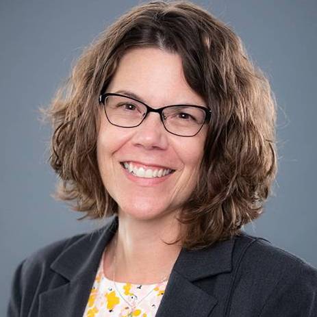 Kelly Hoomes headshot