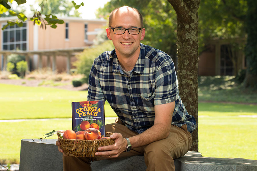 Georgia's Peaches take the Spotlight