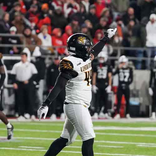 ksu football player on the field.