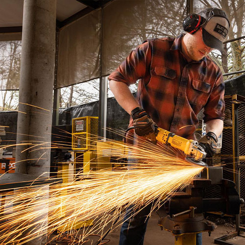 ksu student welding.