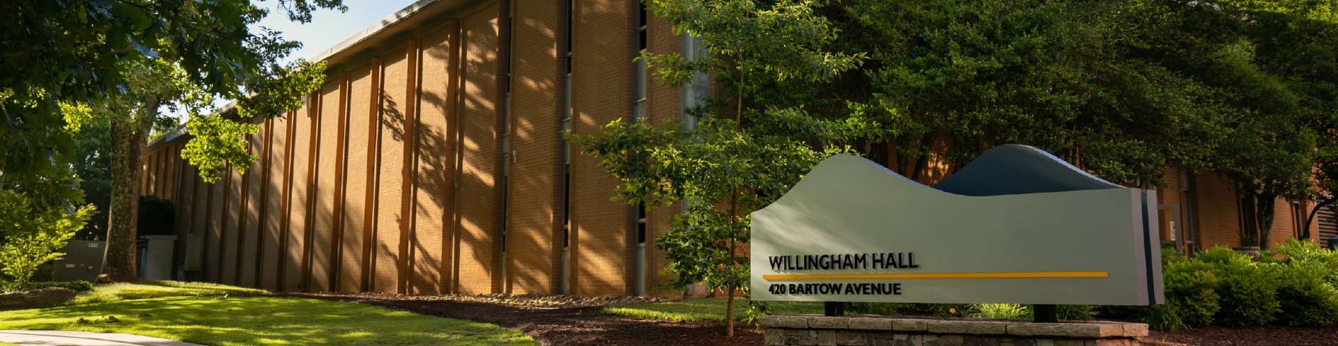 Outside view of the Undergraduate Advising Center at KSU