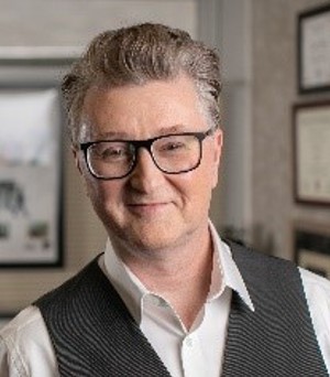 Daniel Howes