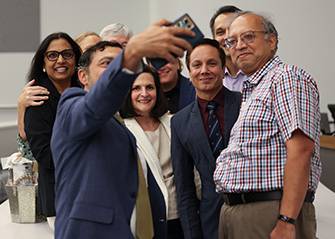 Race to National Prominence Presentations Photograph