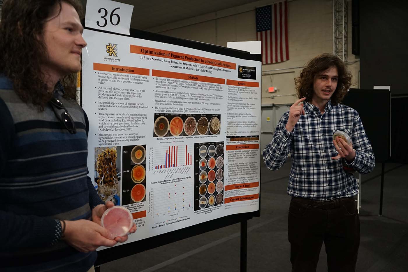 2022 Fall Symposium of Student Scholars / Students and Attendees of the 2022 Fall Symposium of Student Scholars.