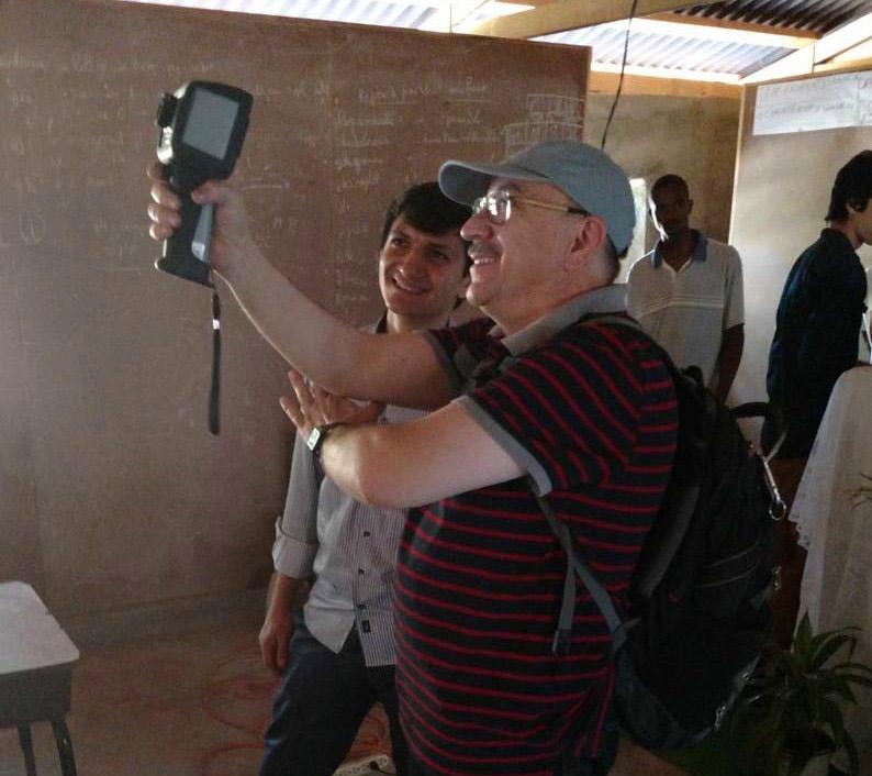  / Measuring the temperature on the stucco finish.