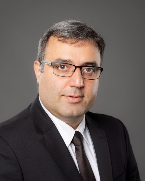 Dr. Amin Esmaeili