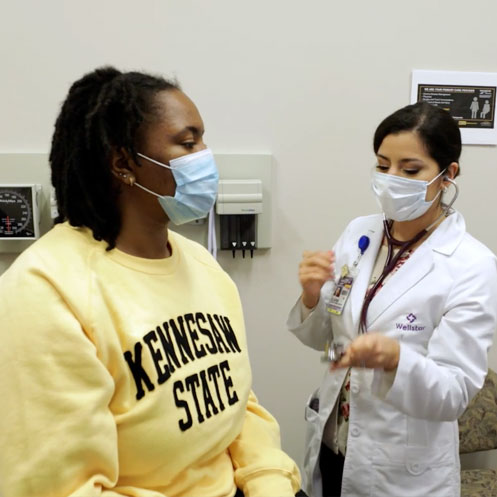 student receiving care at ksu health center