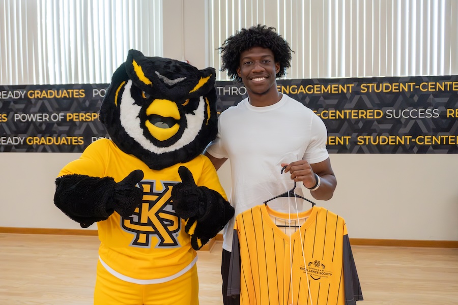 Gabriel nobles with scrappy