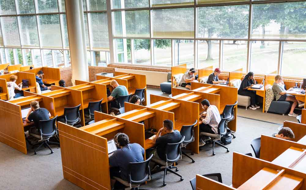 Students studying in the ksu library