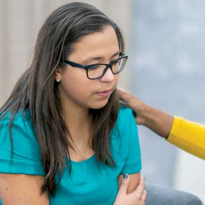 ksu student receiving counseling support
