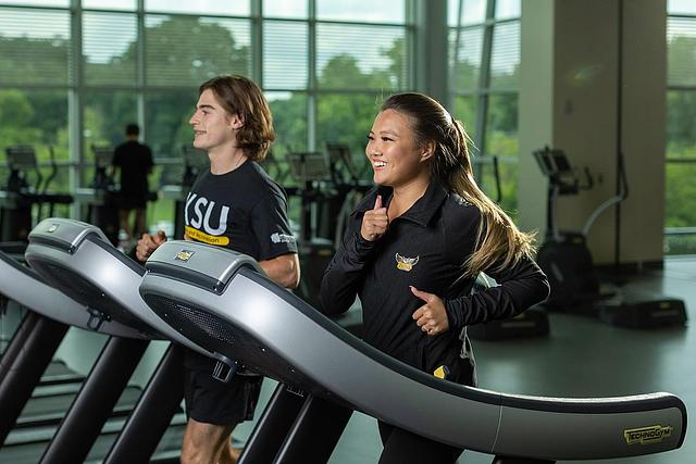 KSU students running on treadmills